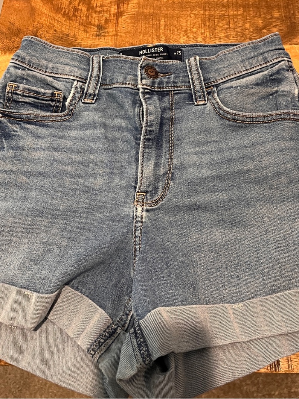 Hollister Women's Light Blue Rolled-Hem Denim Shorts